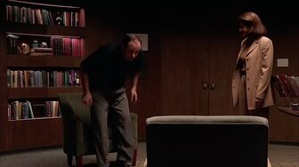 Th3 Sopr4nos S01301 1080p BluR4y x265-R4RBG SQ